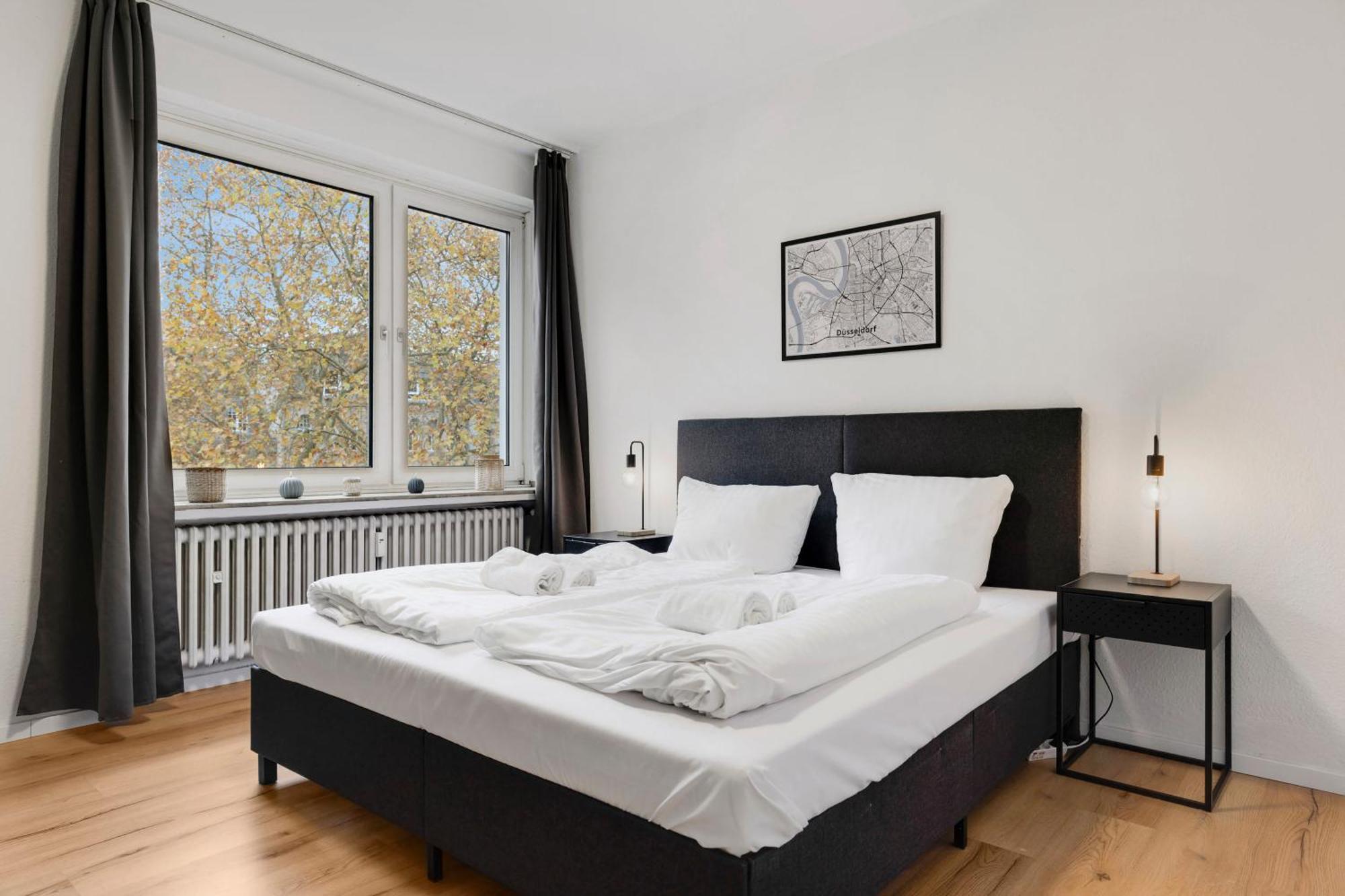 100qm, 6 Personen, Balkon, Messe, Küche * Düsseldorf