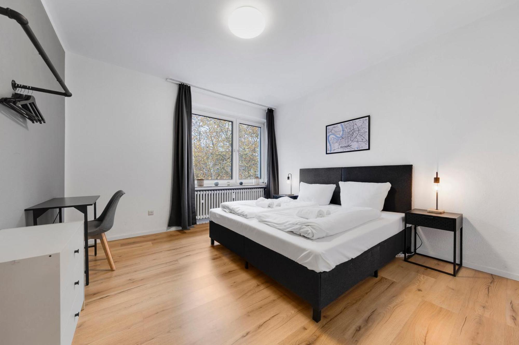 100qm, 6 Personen, Balkon, Messe, Küche Apartment