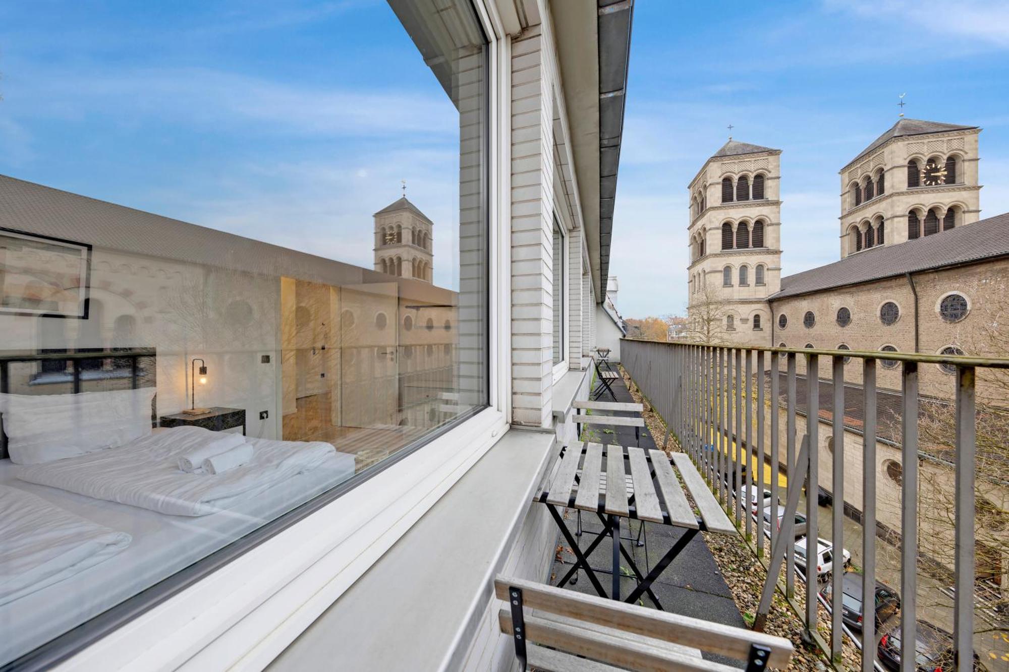 100qm, 6 Personen, Balkon, Messe, Küche Apartment *